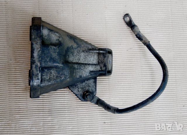 лапа държач Audi , снимка 4 - Части - 37045624