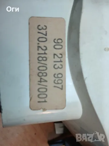 Часовник за Опел Омега А 90 213 997 / 90213997 / 370.218/084/001, снимка 3 - Части - 55969888