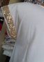 УНИКАЛНО КРАСИВА бяла блуза със златиста щампа и златисти пайети по ръкавите , снимка 7