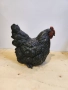 Декоративна черна кокошка от полирезин, снимка 2