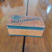 Кутия за принадлежности от шевна машина Neumann, снимка 1 - Други ценни предмети - 31388162