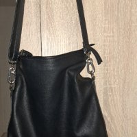 Дамска кожена чанта Esprit, снимка 5 - Чанти - 44421562