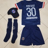 Детски екип Меси С шапка и калци 2021г детско Messi Psg, снимка 3 - Футбол - 34005261