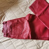Червен панталон Естествена кожа  100 лева М размер, снимка 1 - Панталони - 39364881