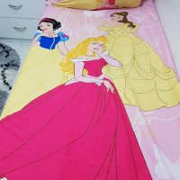Спален комплект Принцеси, снимка 3 - Спално бельо и завивки - 37590088