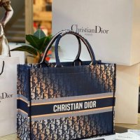 Дамски чанти Christian Dior , снимка 2 - Чанти - 36997283