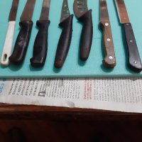 Ножови седем броя, снимка 1 - Прибори за хранене, готвене и сервиране - 33911121