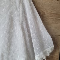 Бяла блуза с дантела , снимка 2 - Тениски - 44437346
