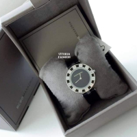 BCBG MAX AZRIA - луксозен дамски часовник, снимка 4 - Дамски - 44681048