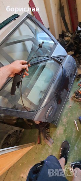 Дръжка и жило за преден капак за голф 4 , снимка 1