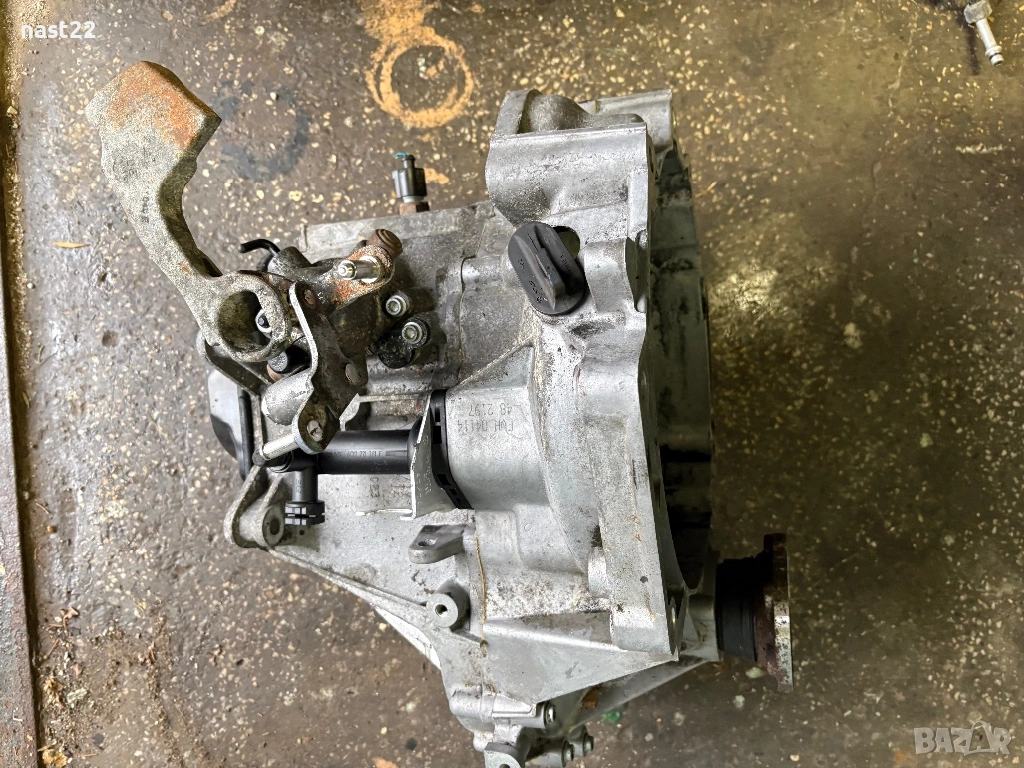 Скоростна кутия за Голф 5 1.6 102 к.с. VW GoLF, снимка 1