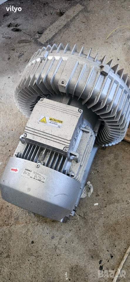 Вакум помпа за cnc цнц машина 7.5кв, снимка 1