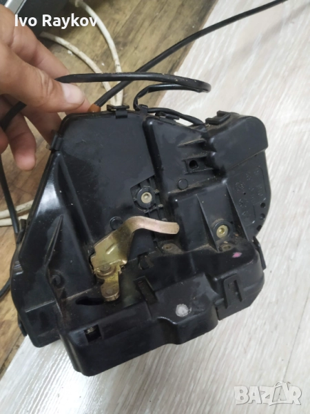 Брава , задна дясна врата за Mercedes Cls C219 , 41421126, снимка 1