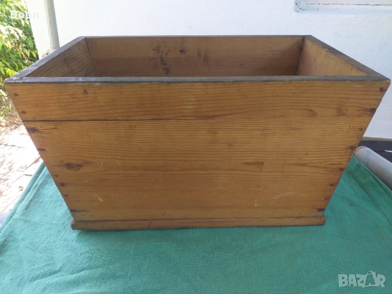 Стар дървен сандък, снимка 1