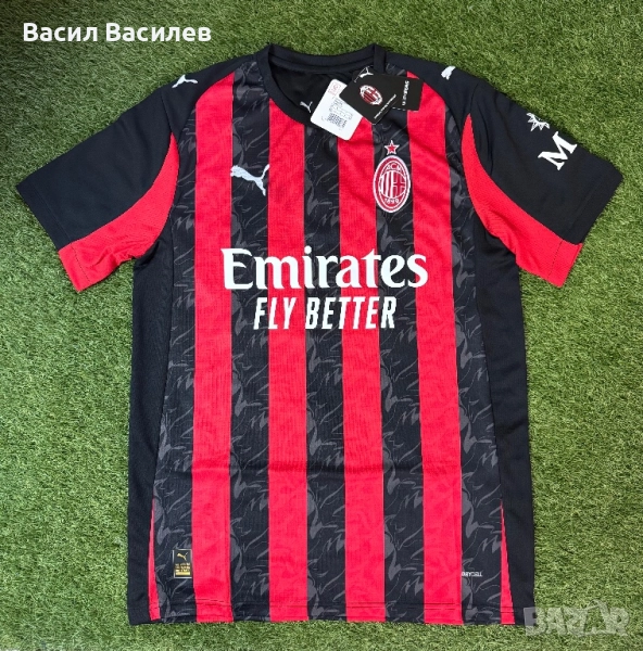 Тениска на Милан с леk дефект, снимка 1