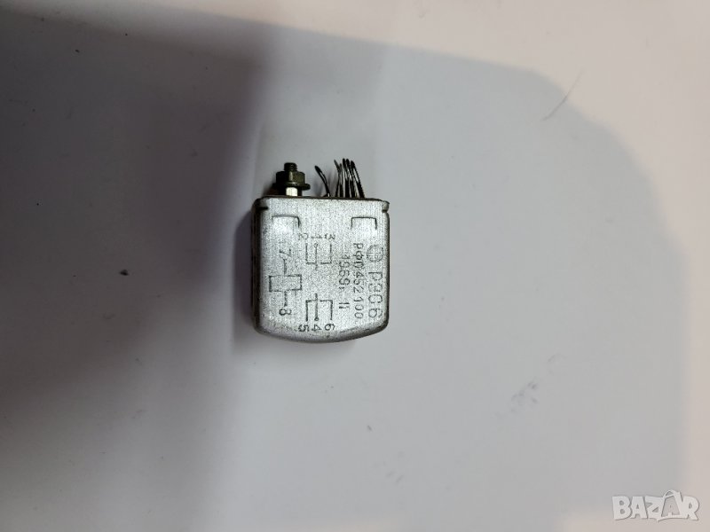 Руско реле  военна серия 33 - 36 волта 1А/ 1000 волта, снимка 1