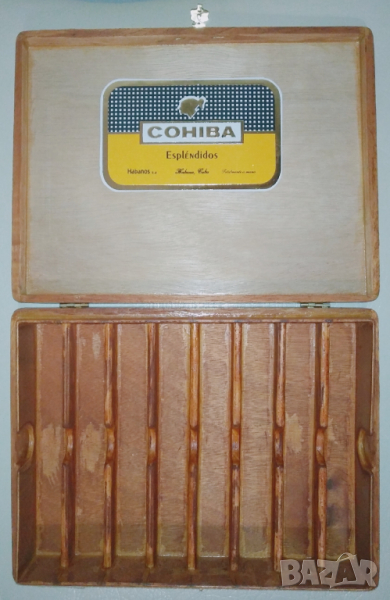 Дървена кутия за бръсначи, снимка 1