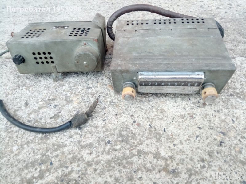 Старо радио за стара ГАЗ М20 Победа, снимка 1