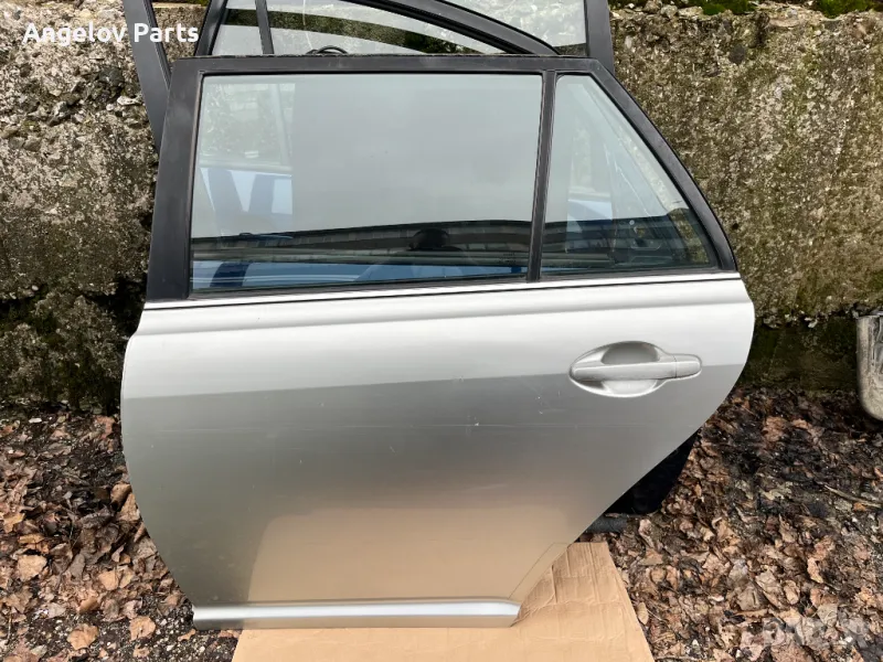 Задна лява врата за Toyota Avensis T25 (Комби), снимка 1