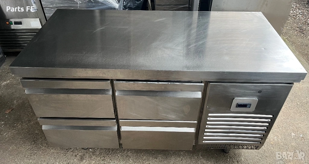 Хладилна маса професионална с 4 чекмеджета гастро кухненско оборудване profesionalna hladilna masa, снимка 1