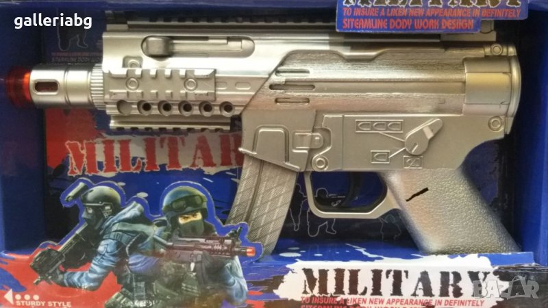 Военен детски пистолет със светлини и звуци, снимка 1