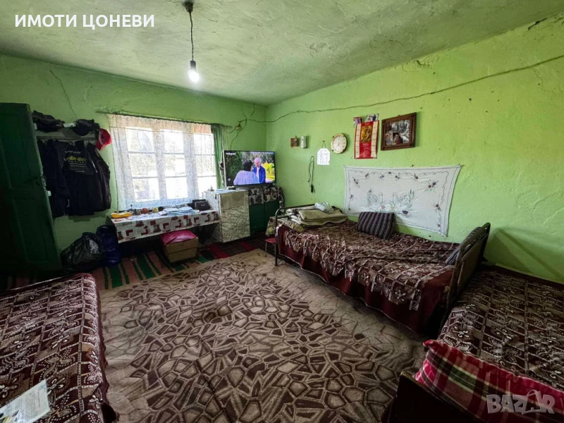 Продава се къща, снимка 1