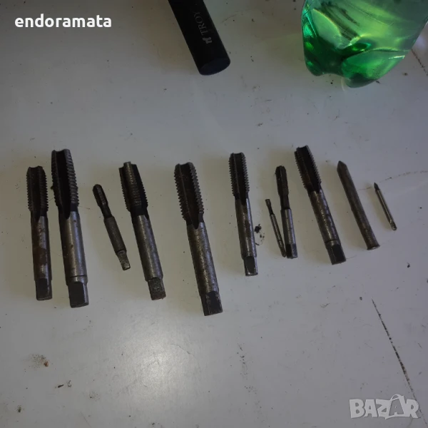 Метчици, снимка 1