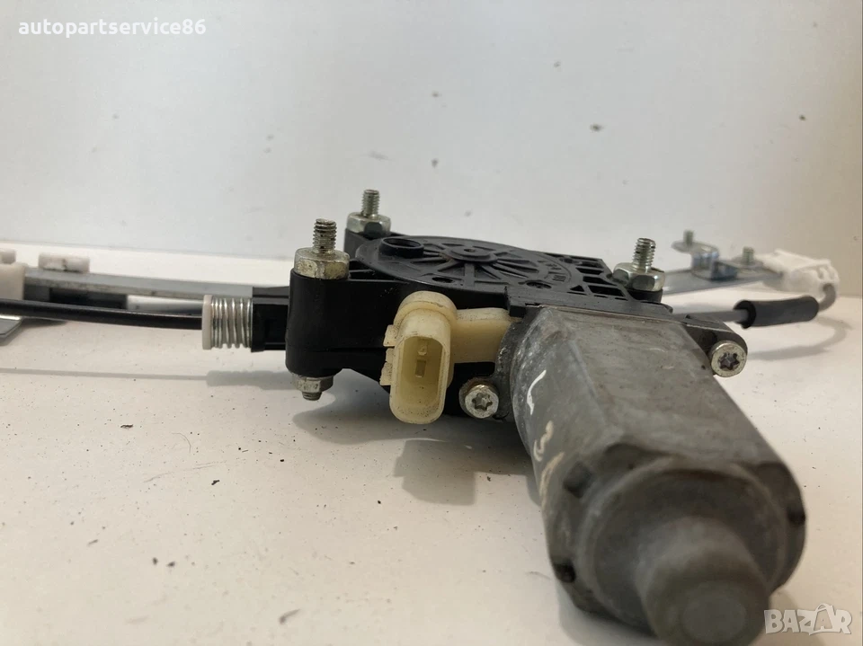 Регулатор на стъкло с мотор за задна лява врата за KIA Rio 1.5 CRDi (2009), снимка 1