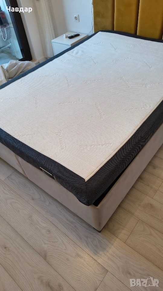 продавам матрак дунапрен( дебелина 10см)140/190, снимка 1