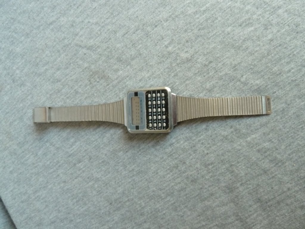 електронен часовник с елка в Мъжки в гр. Хасково - ID34508323 — Bazar.bg