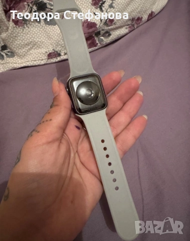Apple watch se nike space grey, снимка 5 - Смарт гривни - 54069137