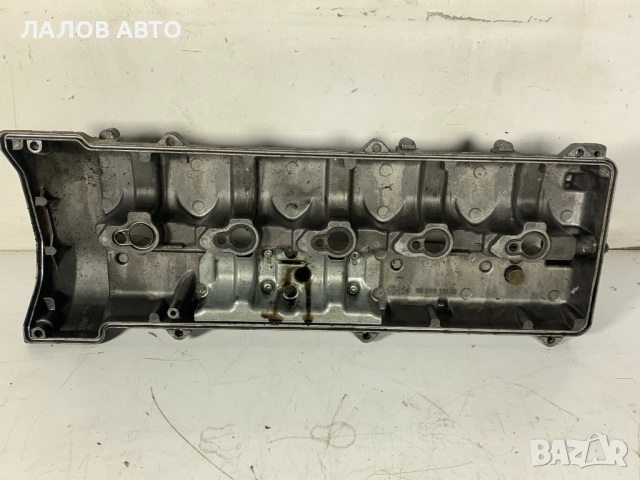 Капак клапани Мерцедес 2.7 Цди Kapak Klapani Mercedes 2.7 CDi А 6650160005 А 6120160405, снимка 3 - Части - 52612521