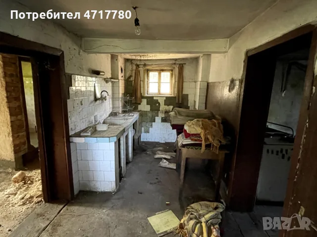 На 1 час от София - голям равен имот с три строителни петна, снимка 16 - Къщи - 55721596