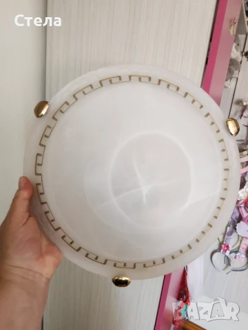 Плафониера, плафон за стена