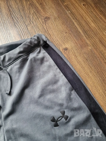 Страхотно мъжко спортно долнище UNDER ARMOUR размер L , снимка 4 - Спортни дрехи, екипи - 53335433