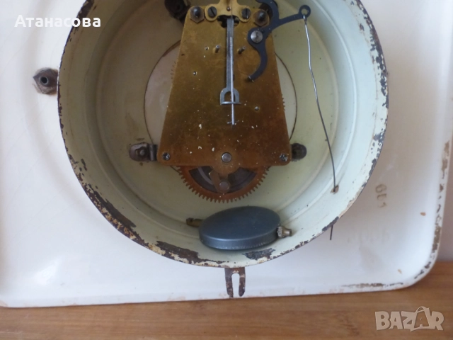 Немски стенен порцеланов часовник с ключ 1930 г, снимка 11 - Антикварни и старинни предмети - 52103449