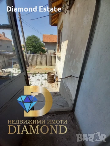 Двуетажна къща в село Тракия, общ. Опан, снимка 13 - Къщи - 51164466