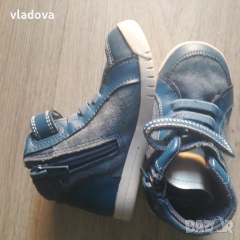 Детски обувки номер 23 Clark's , снимка 3 - Бебешки обувки - 38615385