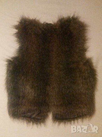 Елек от H&M / Divided,еко кожа с косъм, снимка 2 - Елеци - 31282008