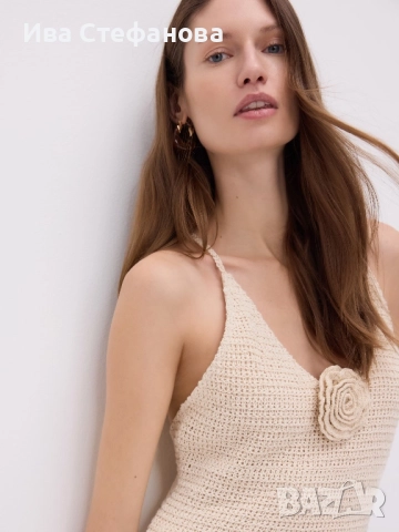 Нова дълга  елегантна плетена фабрично плетиво елегантна рокля 3Д 3D цвете роза екрю цвят бежова , снимка 3 - Рокли - 42560711