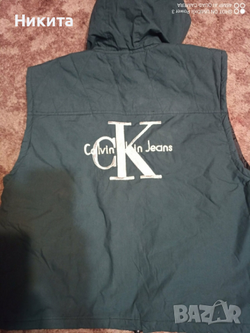 Calvin Klein gore tex-елек с качулка-XL/2XL, снимка 2 - Спортни дрехи, екипи - 44515904