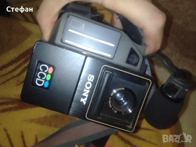 Видео камера в незнайно състояние Sony , снимка 4 - Камери - 51853521