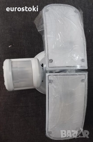 ZOFO LED прожектор със сензор за движение, 4000LM, 5000K, 35W мощен външен прожектор с 2 лампи, снимка 7 - Лед осветление - 51852190
