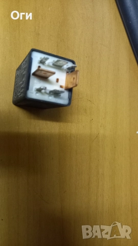 Реле подгревни свещи за Фолксваген 171 911 261 E №60, снимка 3 - Части - 52558769