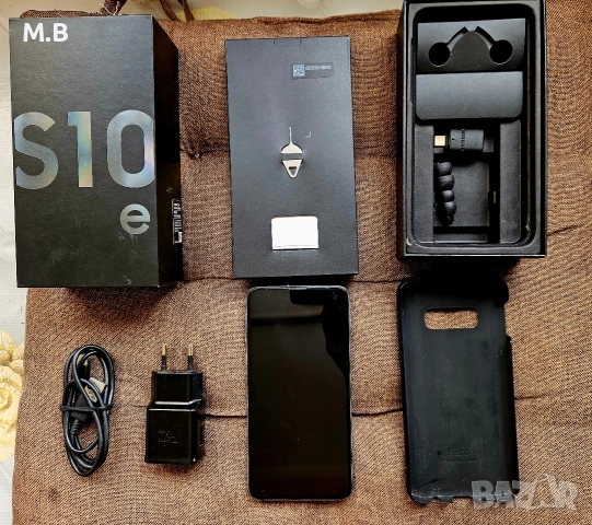 Samsung S10e-малък,компактен,удобен