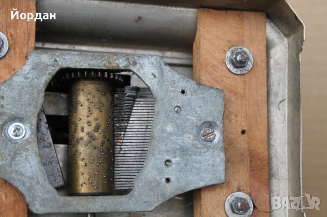 Стар работещ часовник ''Junghans'' с латерна, снимка 11 - Антикварни и старинни предмети - 44403238