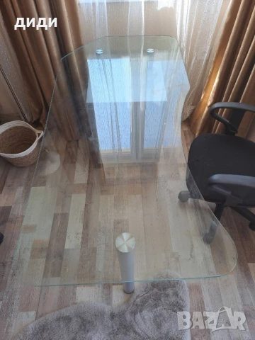 бюро подходящо за маникюр , снимка 3 - Бюра - 51394358