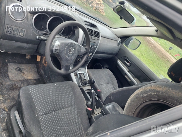 Suzuki grand Vitara На часи , снимка 9 - Автомобили и джипове - 54059819