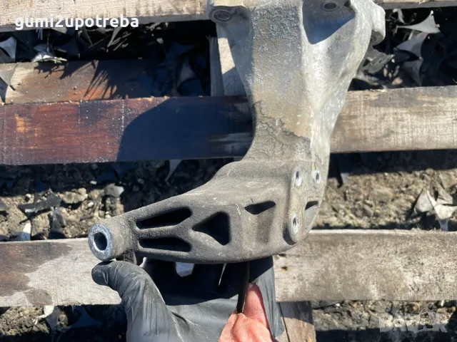 Скоба Дясна Лапа Тампон Двигател A6422230804 Mercedes E class W211 V6 320CDI 4matic, снимка 5 - Части - 50102414