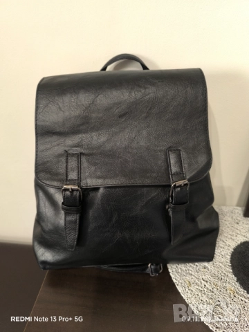 Дамска раница 